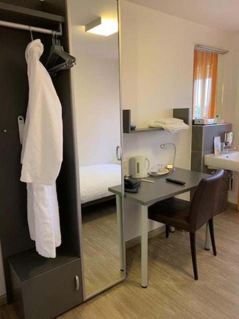 Hostel Simple By Du Commerce